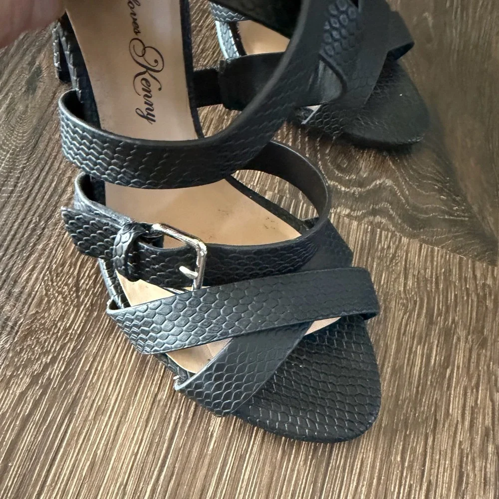 Penny Loves Kenny Black Strappy Heels